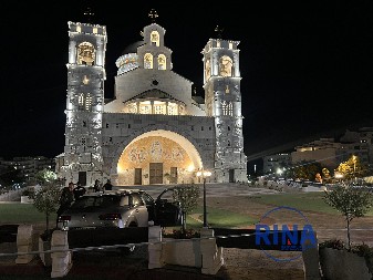 POMAHNITALA ŽENA UDARILA DEVOJČICU I TURKINJU ISPRED CRKVE U PODGORICI, PA ZAĆUTALA Aktivirali se vazdušni jastuci od jakog udarca!