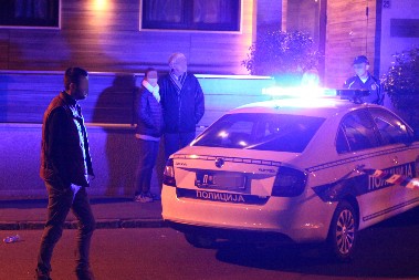 MUŠKARAC ZADOBIO PRELOM LOBANJE Masovna tuča dve grupe u selu Ljuljac kod Novog Pazara