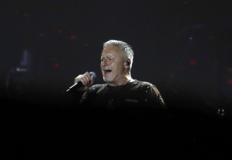 TOMPSON ZAKAZAO NOVO NACIONALISTIČKO DIVLJANJE Prst u oko Srbima: PEVAĆE NA GODIŠNJICU OLUJE