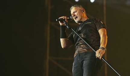 "POLA NARODA MISLI DA SI LOPOV I POSLERATNI PROFITER" Posle pisma zemljaka Tompson će se pušiti kao ekspres-lonac