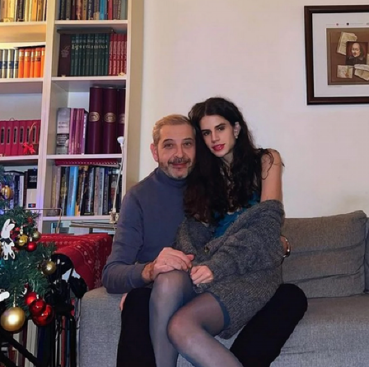 "OTAC I ĆERKA, A PO IZGLEDU MOŽDA I UNUKA" Naš glumac oženio se 32 godine mlađom, na meti užasnih komentara, otkriveno i gde su se upoznali