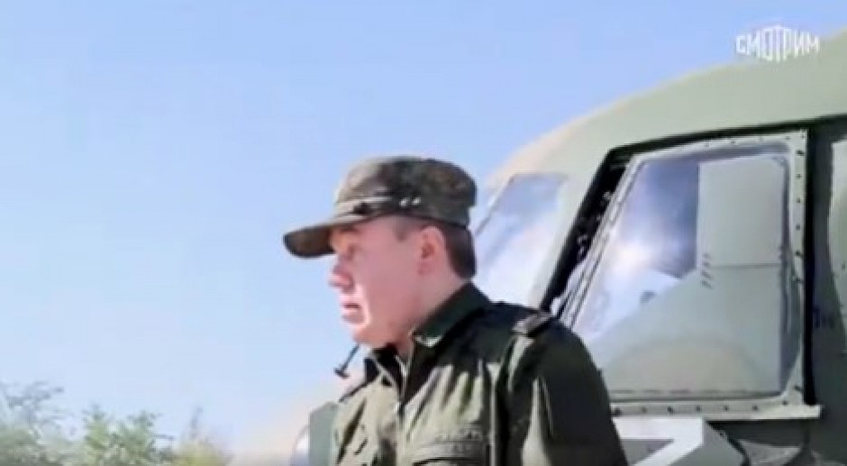 SVI SU SE PITALI GDE JE GLAVNI PUTINOV ČOVEK, A ON SE NEOČEKIVANO POJAVIO NA FRONTU Evo šta je obišao (VIDEO)