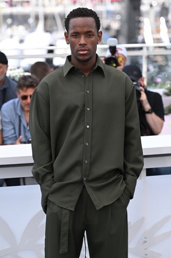 SKANDAL KOJI TRESE HOLIVUD! Čuveni glumac optužen za silovanje