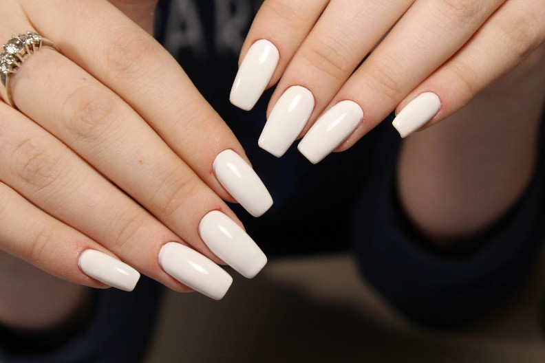 Žene, oprez! Ovi lakovi zabranjeni u Evropi, proverite salone u koje idete