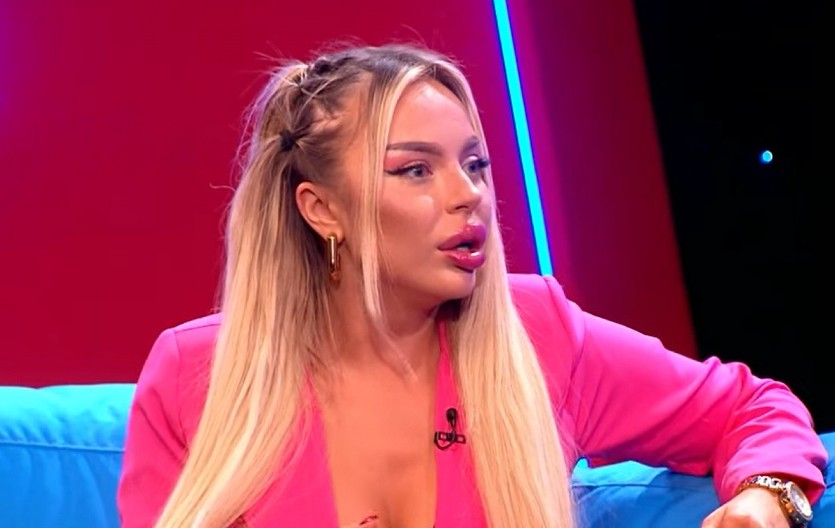 ''POSLALA SAM MEJL PINKU" Sofija Janićijević progovorila o finansijskim problemima, otkrila sve o dečku koji je psihički maltretirao