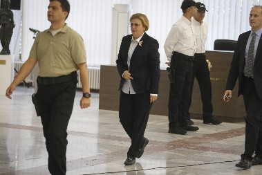 REZERVNI PLAN VRHOVNE TUŽITELJKE DA ZADRŽI POLJULJANU MOĆ: Briselska pravosudna invazija, kineske mete i blokada Trampovih investicija