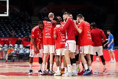 CRVENO-BELI OBRADOVALI NAVIJAČE Poznate cene sezonskih ulaznica, evo kada Zvezda počinje prodaju