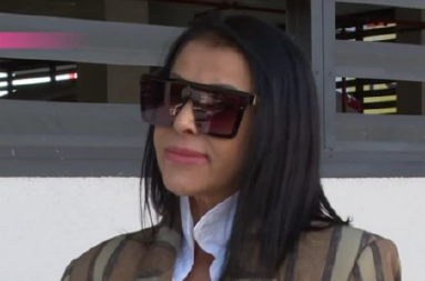 NAPUSTILA SINA KAD JE IMAO ČETIRI GODINE Isplivala surova istina o prošlosti naše pevačice, ovo je krila od svih!