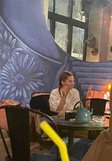 VODITELJKA NE PRIČA SA VEĆINOM FAMILIJE Otkrila detalje porodične drame, u sve umešana njena majka!