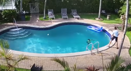 TURISTKINJA SE U SRED NOĆI ŠUNJALA OKO BAZENA Kad su gosti hotela videli šta radi, nastao TOTALNI HAOS, kamera sve snimila! (VIDEO)