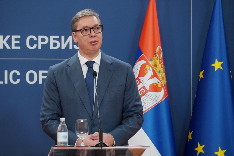 PREDSEDNIK VUČIĆ SE OGLASIO RANO UJUTRU! Objavio važnu poruku za sve građane! (FOTO)