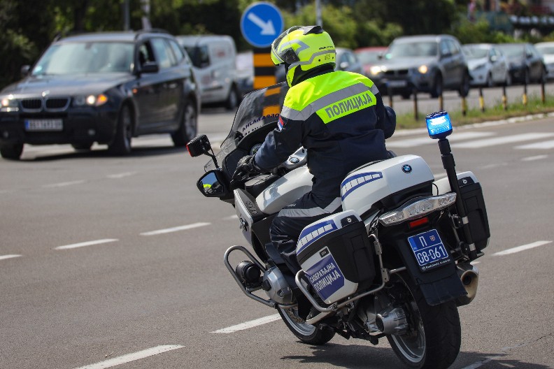 HOROR U NIŠU Deda vozio auto suprotnom trakom!