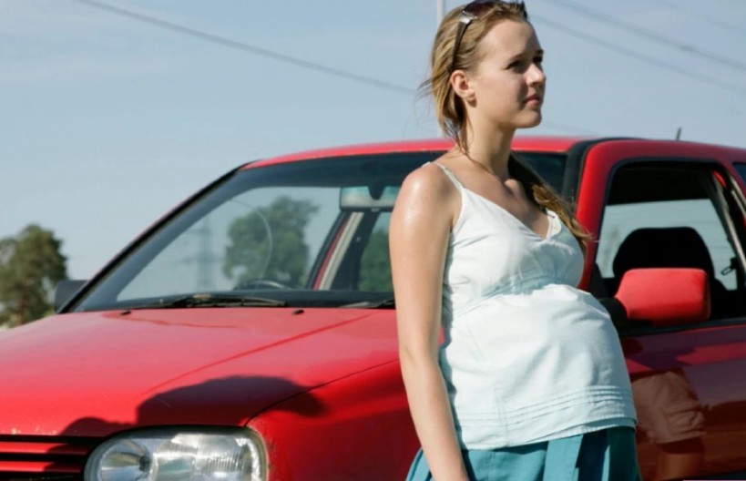 TRUDNOĆA JOJ UNIŠTILA LICE DO NEPREPOZNATLJIVOSTI Milionima širom sveta je zaustao dah kad su videli fotografije mlade mame