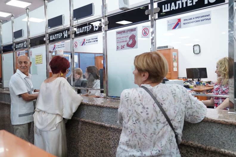 PENZIONERIMA DOSTA ZNAČI ZA BUDŽET, ALI ŠTA AKO JE IZGUBE: Fond PIO se oglasio sa važnom informacijom