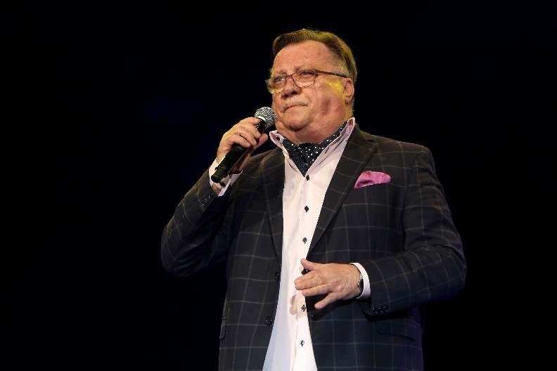 "OVO JE PREVAZIŠLO SVAKI ZDRAV RAZUM" Halid Bešlić se hitno oglasio: "Šire laži na internetu"