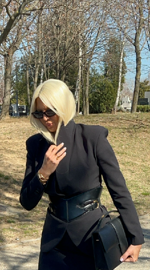 SAHRANILI JELENU KARLEUŠU Morbidnostima nema kraja, čeka se reakcija pevačice! (FOTO)