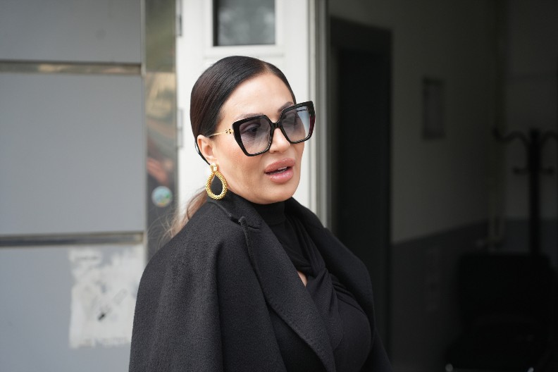 CECA SVAKI DAN OVO PROŽIVLJAVA Evo koja je cena toga što svi znaju gde živi!