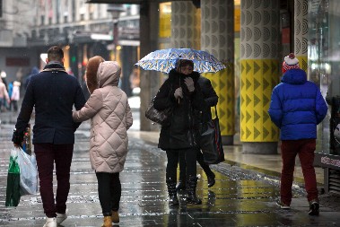 HLADNI ŠOK PRED OKTOBAR! Stiže kiša, sneg, a temperature padaju na SAMO 4 STEPENA!