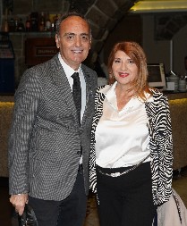 RASTALI SE ACA ILIĆ I BILJANA JEVTIĆ Pevačica slomljena: "Uvek smo se podržavali, ne znam šta ću..."