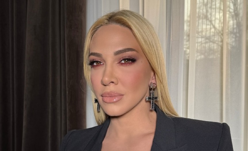 PRVA FOTOGRAFIJA TRUDNE MILICE TODOROVIĆ Jasno se ocrtava stomak, pevačicin izgled svi komentarišu (FOTO)