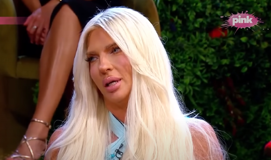 POSLE TOLIKO GODINA PALO POMIRENJE Jelena Karleuša oprostila ružne reči pevačici, malo ko je verovao da će ikada više progovoriti