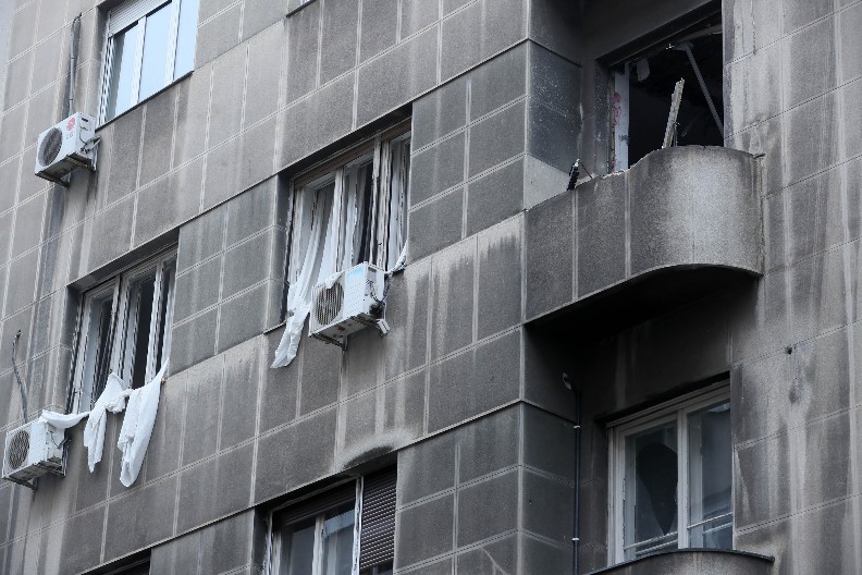 EKSPLOZIJA RAZNELA ZID IZMEĐU DVA STANA, UNUTRA PRONAĐENO TELO Novi detalji užasa u centru Beograda, tužilaštvo pokrenulo istragu