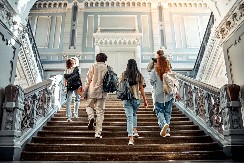 ZA MESEC DANA STARTUJE NOVA AKADEMSKA GODINA NA FAKULTETIMA: Evo šta budući brucoši i studenti treba da znaju!