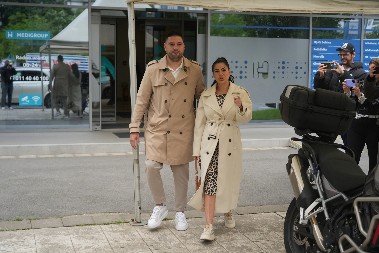 LJUBA PERUĆICA SE ŽESTOKO OTVORIO Supruzi za godišnjicu priredio luksuzno iznenađenje! (VIDEO)