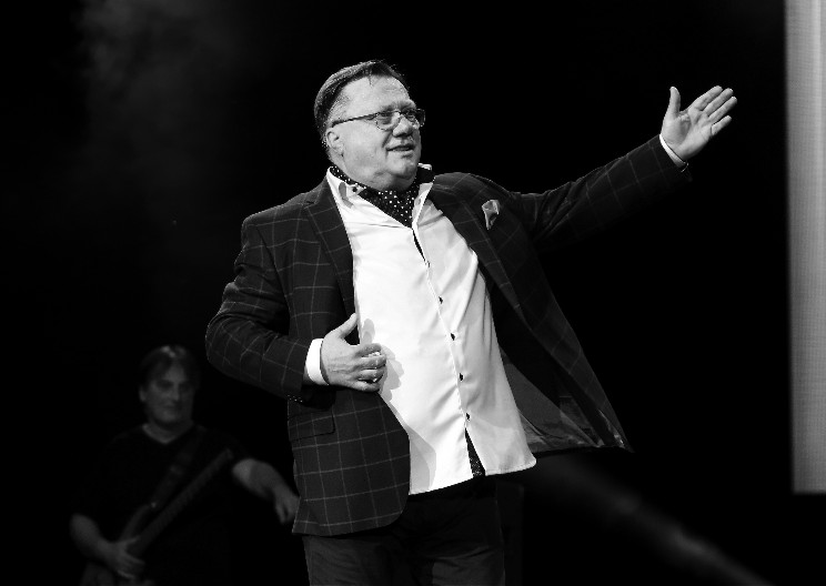 DANAS SAHRANA HALIDA BEŠLIĆA Očekuje se više od 30.000 ljudi, pevač će počivati pored velikog prijatelja