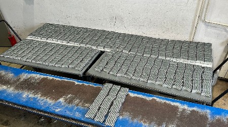 OTKRIVENO 90.000 TABLETA Carinici se šokirali kad su otkrili OVAJ ZABRANJENI TOVAR u kombiju na Horgošu (FOTO)