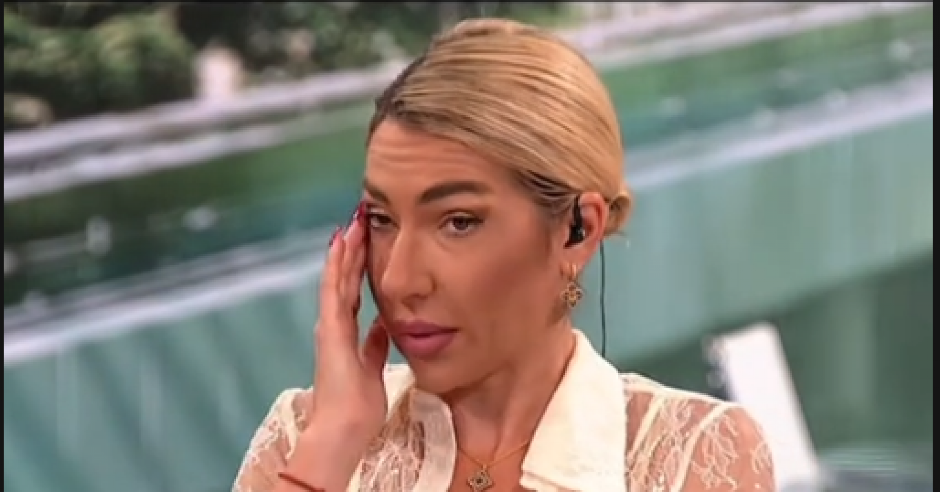 "ISPUNILA SAM ONO ŠTO SAM OBEĆALA OCU NA SAMRTI" Jovana Jeremić se ne odvaja od majke, voditeljku preplavile emocije!