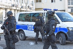 POLICIJA UPOZORILA ŠKALJARCA DA JE "SLEDEĆI"! Nova drama u Budvi