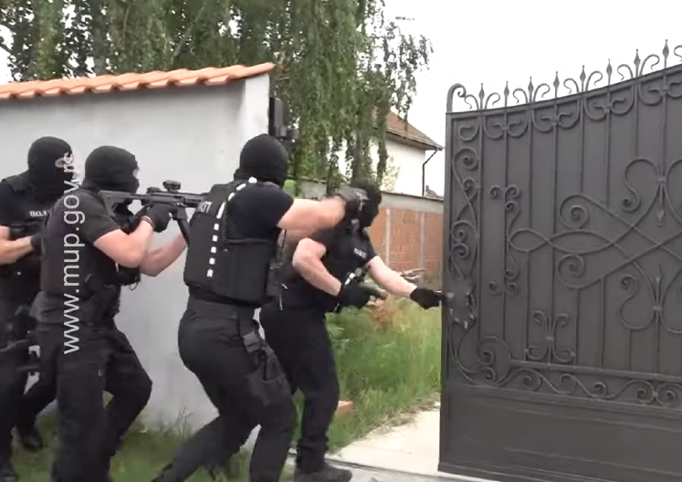 UHAPŠEN SRBIN U DUBAIJU   On je pao u akciji protiv organizovanog kriminala