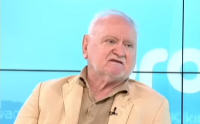 JEDAN OD NAJVEĆIH PREDSEDNIKOVIH KRITIČARA OČITAO LEKCIJU MARTI KOS Plivačica koja daje netačne izjave, Vučić bolje zna šta se dešava