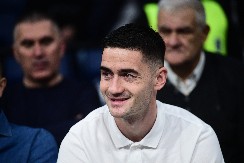 DA LI JE NA POMOLU POVRATAK? Miljenik "grobara" trenira sa prvim timom Partizana