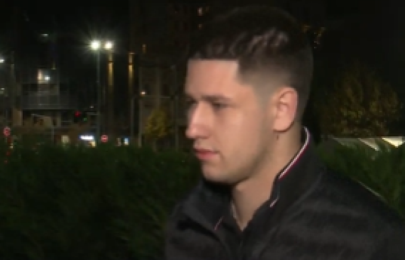 ONI SA SOBOM NE NOSE ARGUMENTE, SAMO FLAŠE, TOPOVSKE UDARE, VATROMETE Pavlović je u blizini haosa koji prave blokaderi