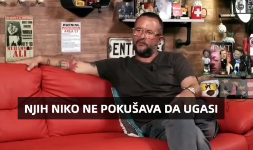 BLOKADER IVAN IVANOVIĆ KONAČNO PRIZNAO: Novinari Nova S se umivaju svetom Šolakovom vodicom!