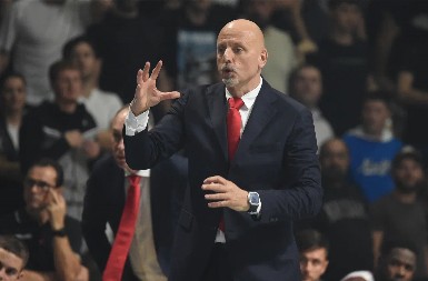 ČUDAN POTEZ OBRADOVIĆA Trener Zvezde nije hteo da govori posle poraza