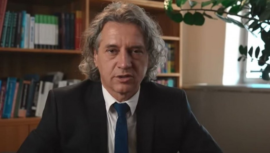 HAOS ISPRED VLADE SLOVENIJE! Paramilitarac pokušao da oružje uruči premijeru Golobu!