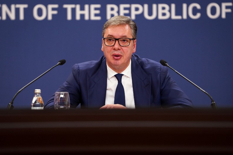 SEDNICA VLADE DANAS U PALATI SRBIJA Prisustvuje predsednik Vučić, pozvani i svi direktori javnih preduzeća