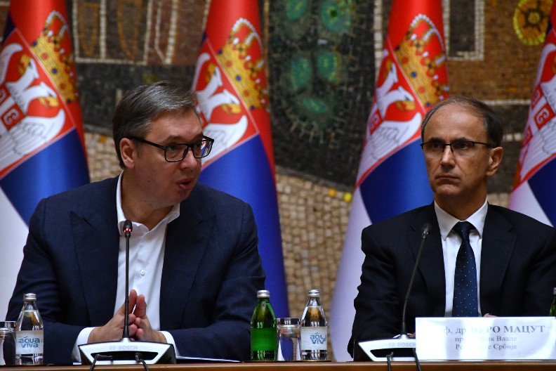 VAŽNE VESTI ZA GRAĐANE SRBIJE: Vučić se oglasio novom objavom povodom situacije u NIS-u