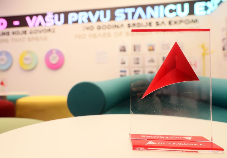 Nove prilike za preduzetnice: ALTA banka pokreće ženski uspeh, a dr Una Sikimić poručuje – ‘Da ciljeve realizuju hrabro, planski i sistematično’