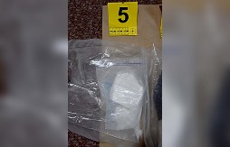 PRITVOR ZBOG PRODAJE NARKOTIKA  Zrenjaninac dilovao drogu maloletniku