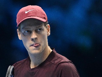 "TO NIJE NORMALNO" Slavni Amerikanac u šoku zbog Sinera