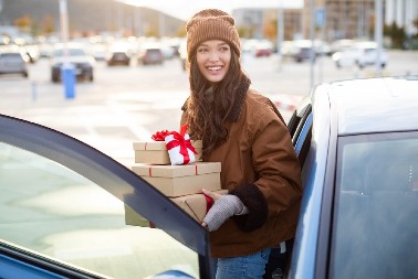 OVE POKLONE NIKAKO NE DONOSITI ZA ARANĐELOVDAN Veruje se da donose nesreću domaćinu
