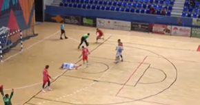 OVO JE JEZIVO Nogom u glavu - strašan sudar u Superligi (VIDEO)