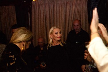 SKANDAL U SPORTU! Vesna Zmijanac zapalila noć, Haris joj uzvratio pesmom, a Sandra Afrika je kitila bakšišom