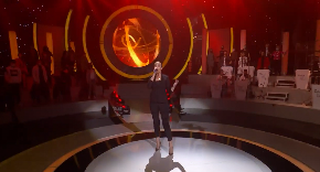 "TRAŽILI SU MI INTIMNE ODNOSE ILI DA SE VEŽEM UGOVOROM I OTPLAĆUJEM" Pevačica javno otkrila sve detalje, oni nude nepristojne ponude!