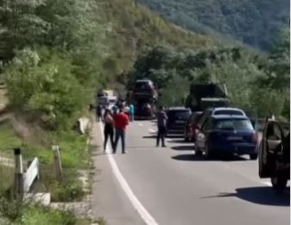 PODIGNUTA OPTUŽNICA PROTIV VOZAČA VOJNOG VOZILA  S borbenim vozilom prešao preko "forda" u kome su nastradali petoro