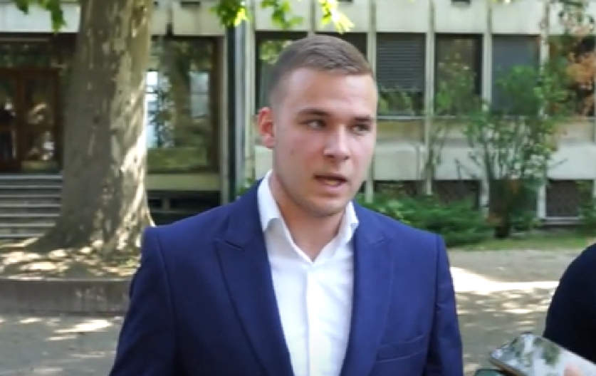 VRHUNSKO LICIMERJE OPOZICIONOG „STUDENTA“ VOJISLAVA MAĆOŠA Dok javno potpiruje blokade, tajno ide na predavanja i polaže ispite u Subotici